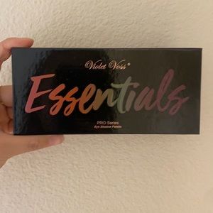 Violet Voss Essentials PRO Eyeshadow Palette